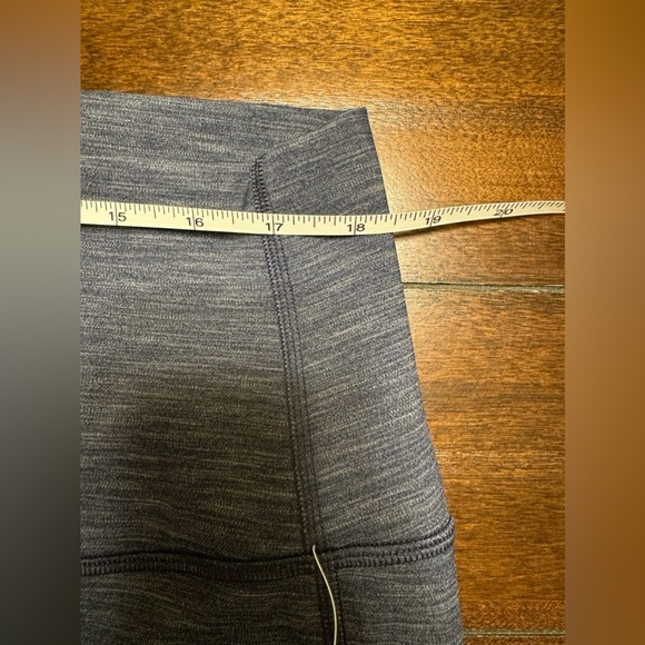 NWOT Lululemon Wunder Under Scalloped Hem High-Rise Crop - Picture 7 of 12